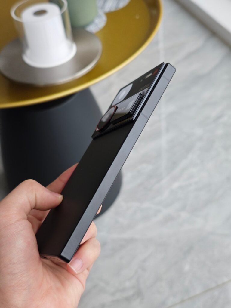 Nubia Z60 Ultra: Unveiling a Stunning Design and Futuristic Features 7 wp 1702355920487222128477105266827
