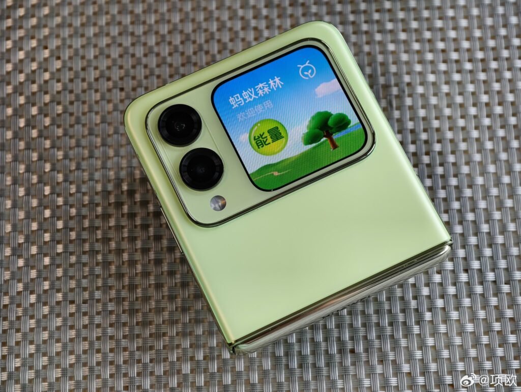 Huawei Nova Flip Officially Launched with Kirin 8000 Chipset 7 20240807 072139