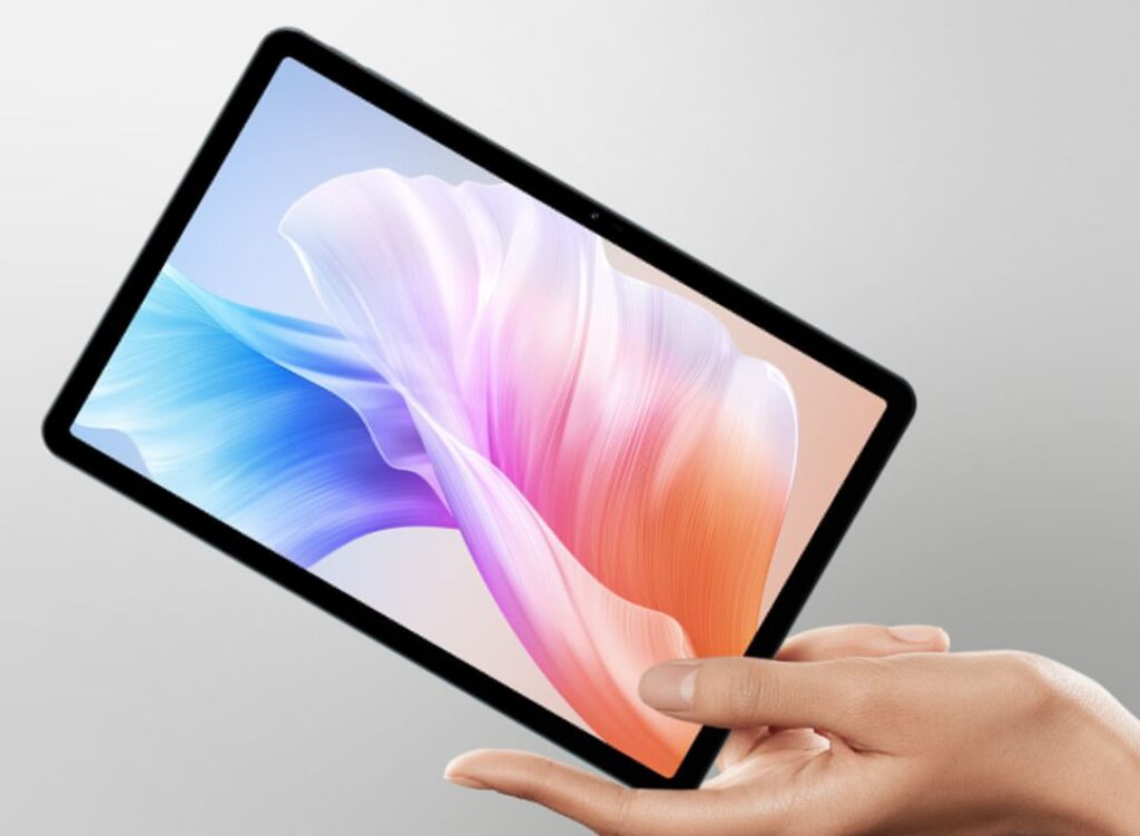 DOOGEE T30S SPECS: Unisoc T606, 11" 2.4K Display and 8,580 Mah Battery 2 holding a doogee t30s tablet with stunning display.
