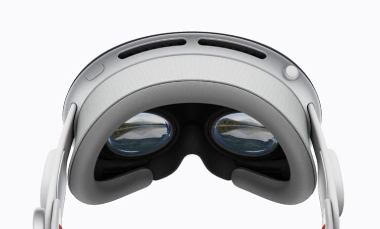 Apple Vision Pro: Key Features, Impact And Place In Spatial Tech