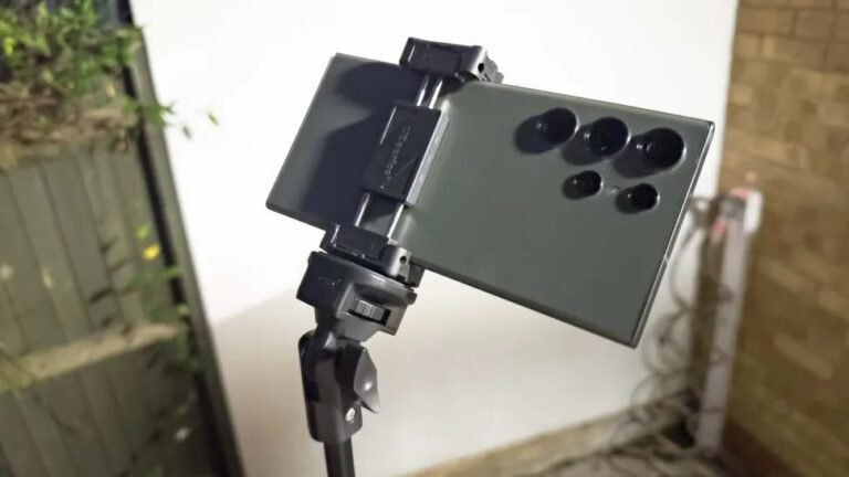 The Samsung Galaxy S24 Ultra’s Camera Can Zoom into Galaxies and Nebulas