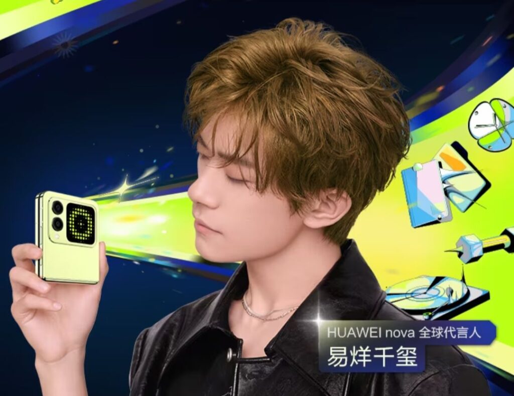 Jackson Yee Showing The Huawei Nova Flip Officially Launched.