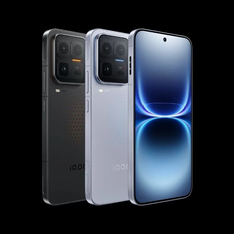 IQOO 15 Ultra Price In China Starts At CNY 5,699