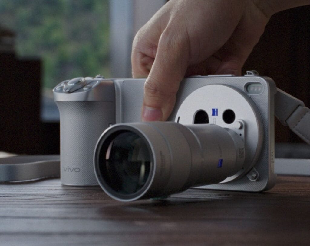 Vivo X300 Ultra V2547DA Spotted on Geekbench – Key Specifications and Launch Date Vivo X300 Ultra showcasing its modular camera system with ZEISS branding – a silver camera-style setup highlighting the phone’s advanced photography capabilities, including a detachable lens module.