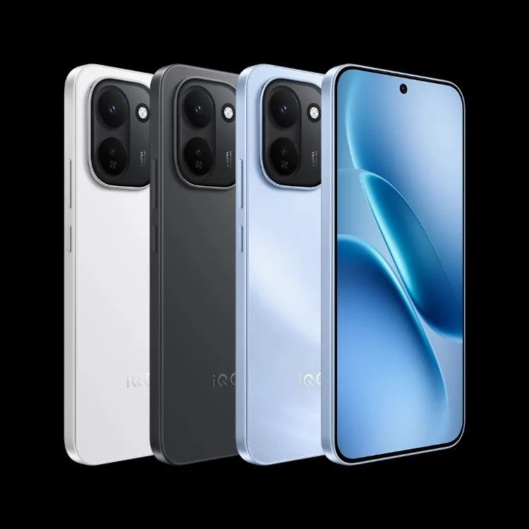 iQOO Z11, Z11x Official in China with Massive Batteries and Dimensity Chips 1 iQOO Z11 phones in white, dark gray, and light blue, highlighting sleek rear finishes, dual-camera setups, and curved front screen with punch-hole notch.