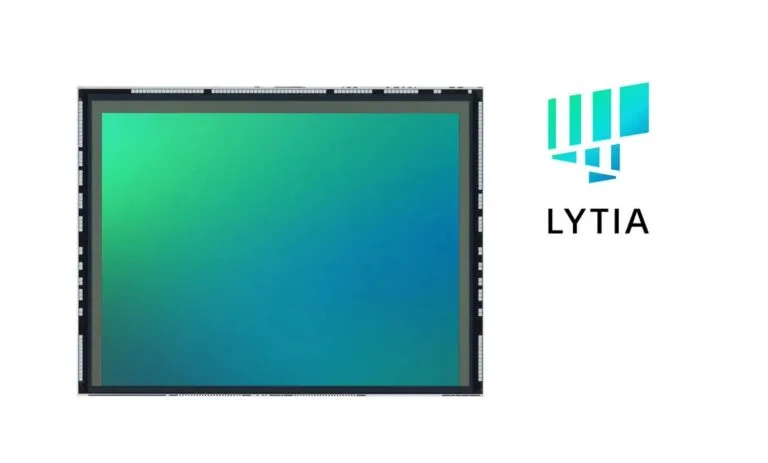 Sony LYTIA L910 image sensor featuring a smooth green‑blue gradient surface, paired with the official LYTIA logo on a clean white background.