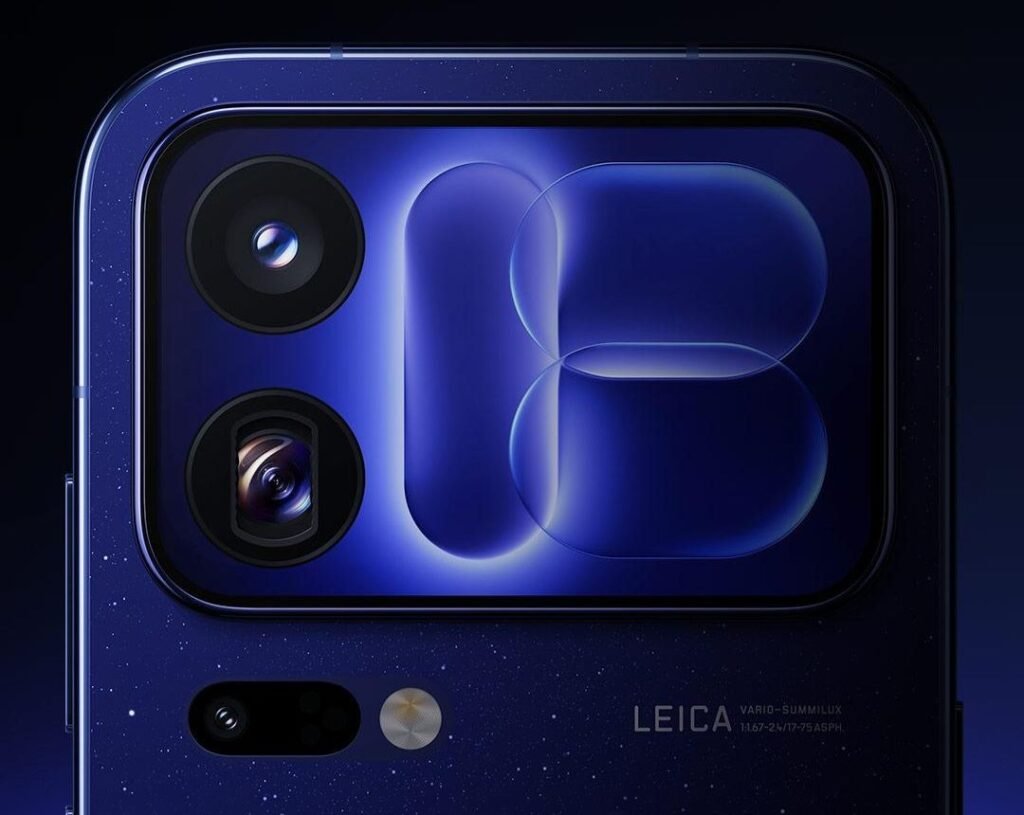 Xiaomi 18 Pro Launched in China with Snapdragon 8 Elite Gen 6, 200MP Periscope, and 7,000mAh Battery 3 Xiaomi 18 Pro camera module close-up, dual 200MP lenses, Leica marking, deep blue finish with dotted pattern